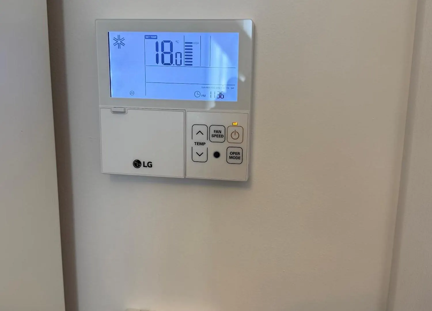Walter Loft Luxury Residence- Self Check-In & Underground Parking Bucharest Apartment